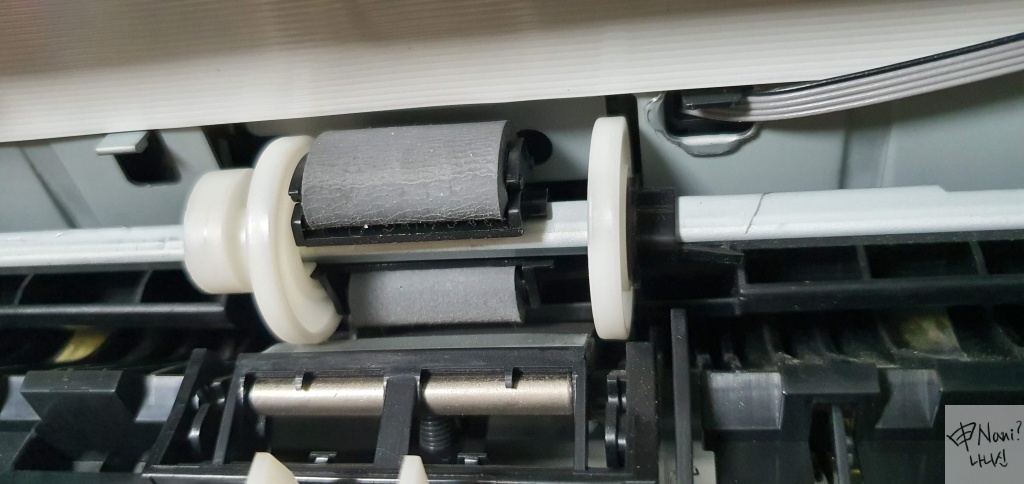 Attached Rubber Roller