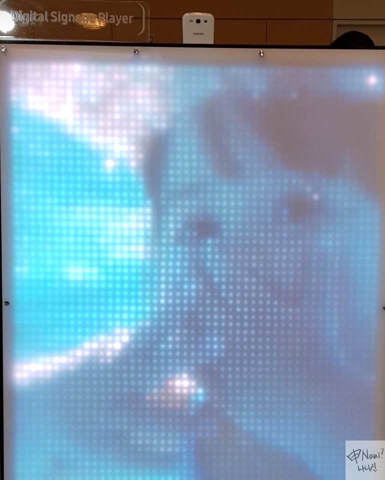 Digital signage demo with fadecandy RGBW LED strip matrix